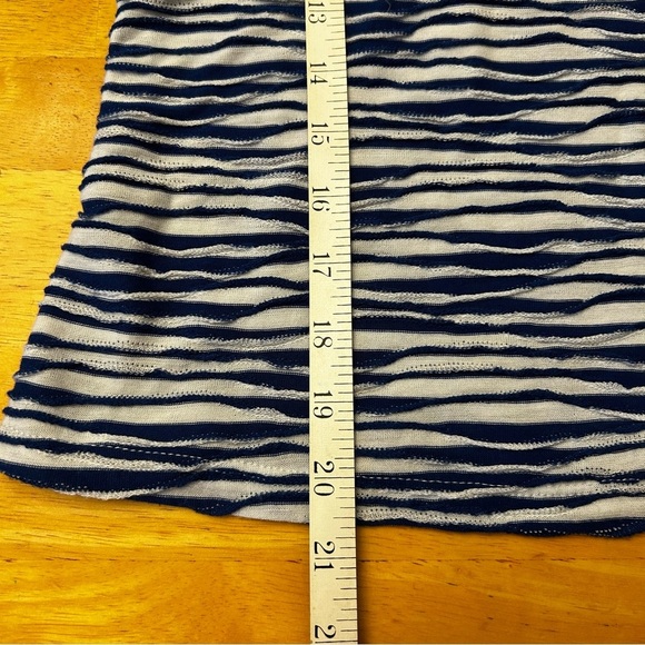 ANTHROPOLOGIE MAEVE Blue Print Cutout Top - Picture 6 of 8